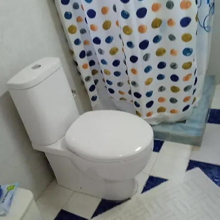 Rosemary House Літній будинок *